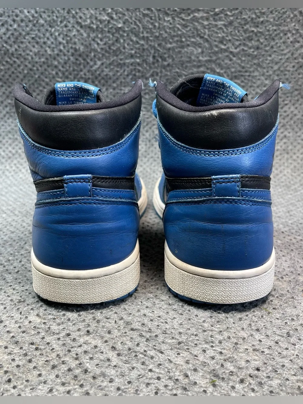 Nike Air Jordan 1 High Dark Marina Shoes Size 8.5 Men’s